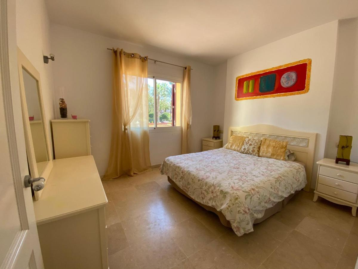 Apartamento Con Piscina ,Playa Con Vistas Panoramicas En La Marina De Sotogrande San Roque  Eksteriør bilde